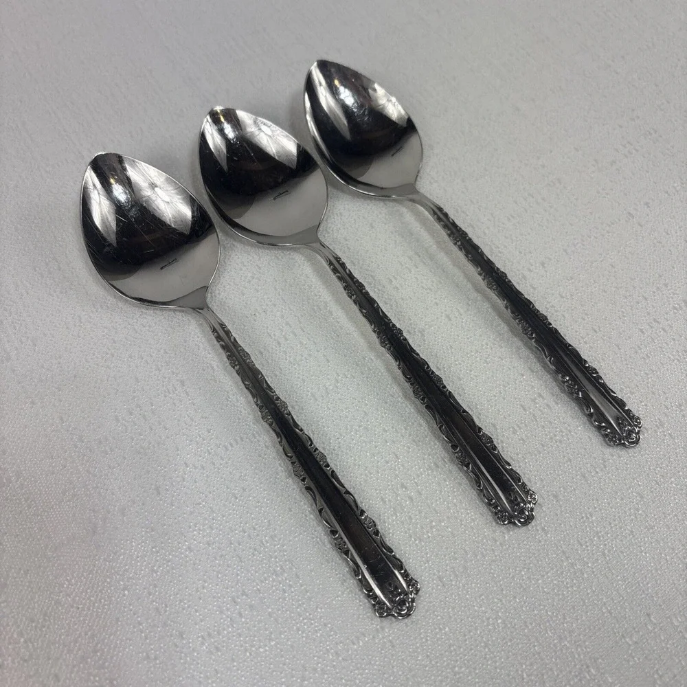 Oneida CHERIE Soup Spoon 6 3/4